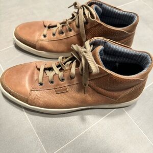 Brown Rockport High-Top Men's Sneaker/Boot